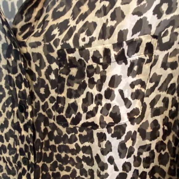 Givenchy Animal Print Silk Blouse leopard cheetah sheer 33518 - Picture 5 of 10